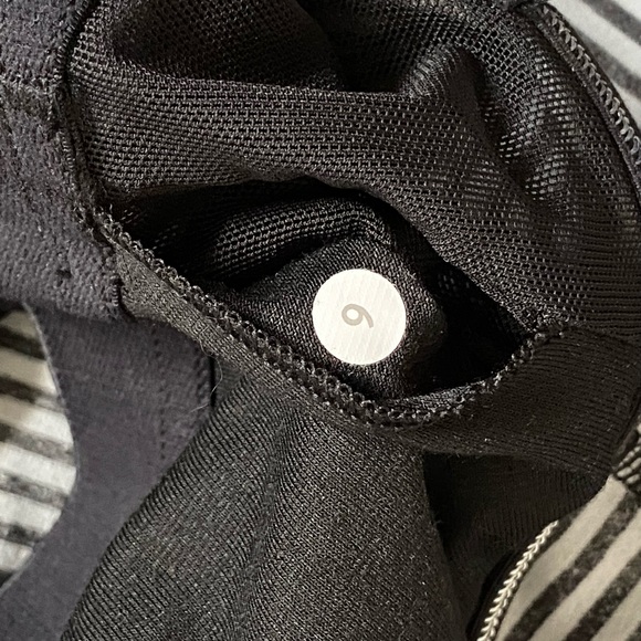 Lululemon Power Y Tank - Picture 5 of 6